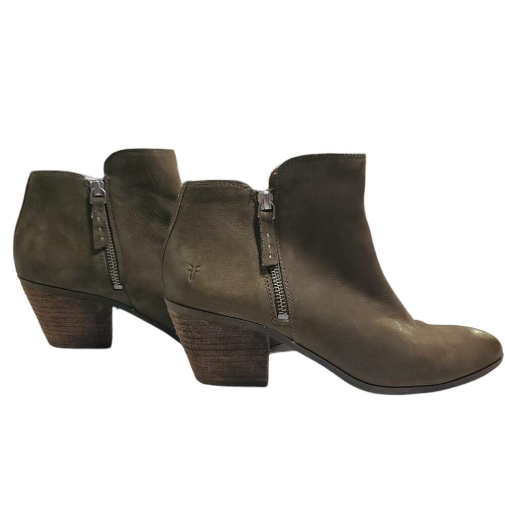 Frye | Judith, Suede Pull on Side Zip Ankle Boots | Size 9